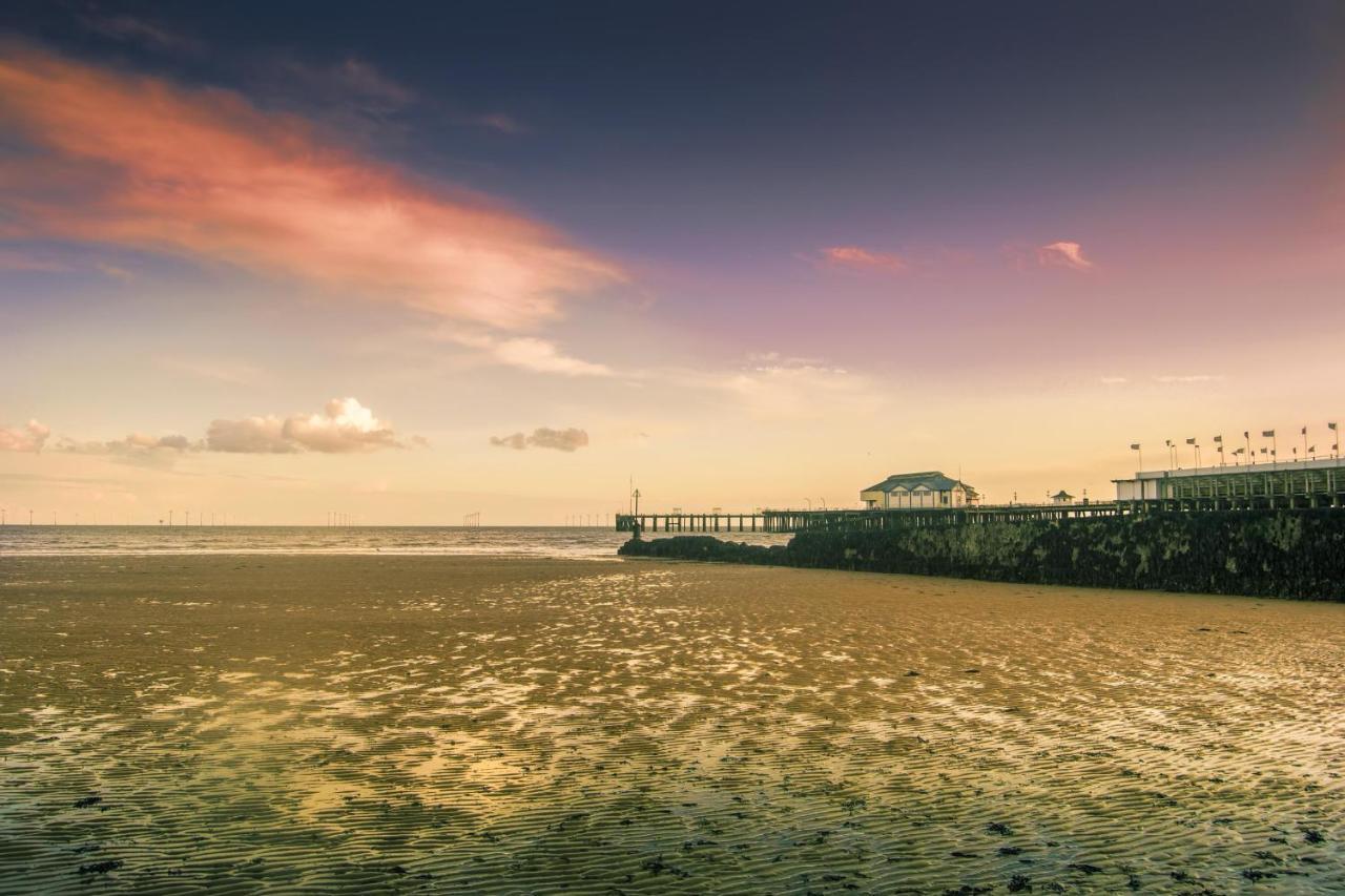6 Berth Staycation Caravan Nearby Clacton-On-Sea In Essex Ref 26254E Exteriér fotografie